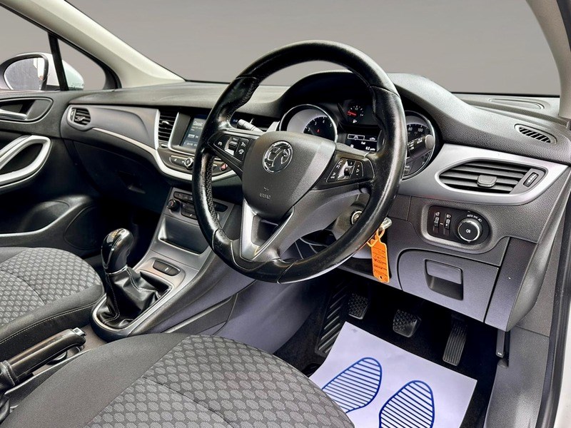 Vauxhall Astra Listing Image