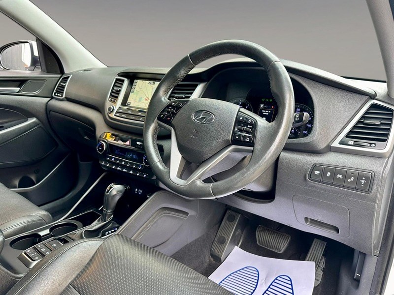 Hyundai TUCSON Listing Image