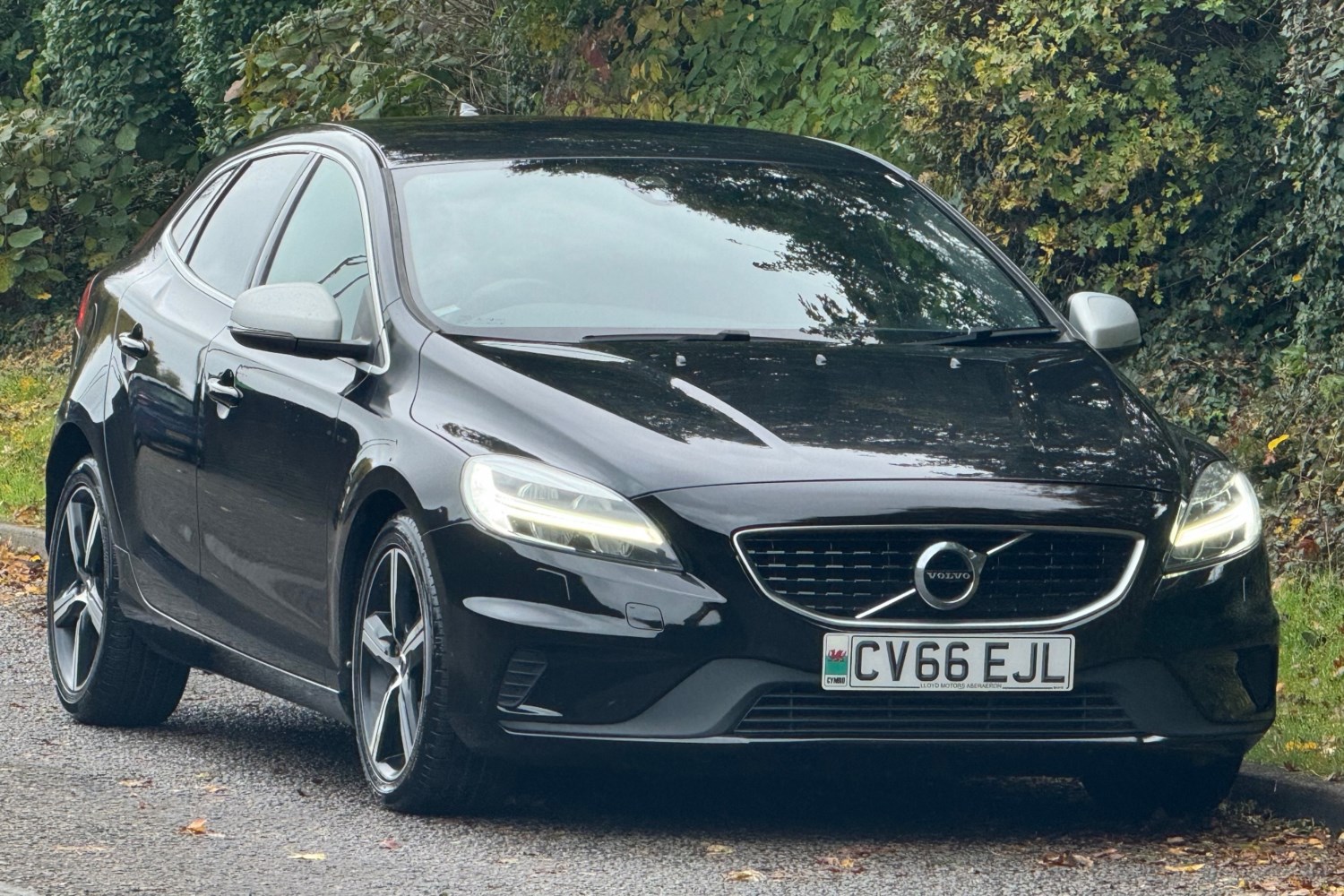 Volvo V40 Listing Image