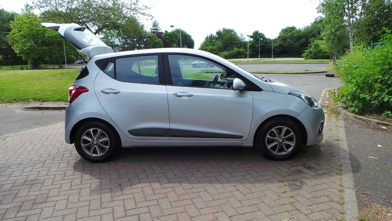 Hyundai i10 Listing Image