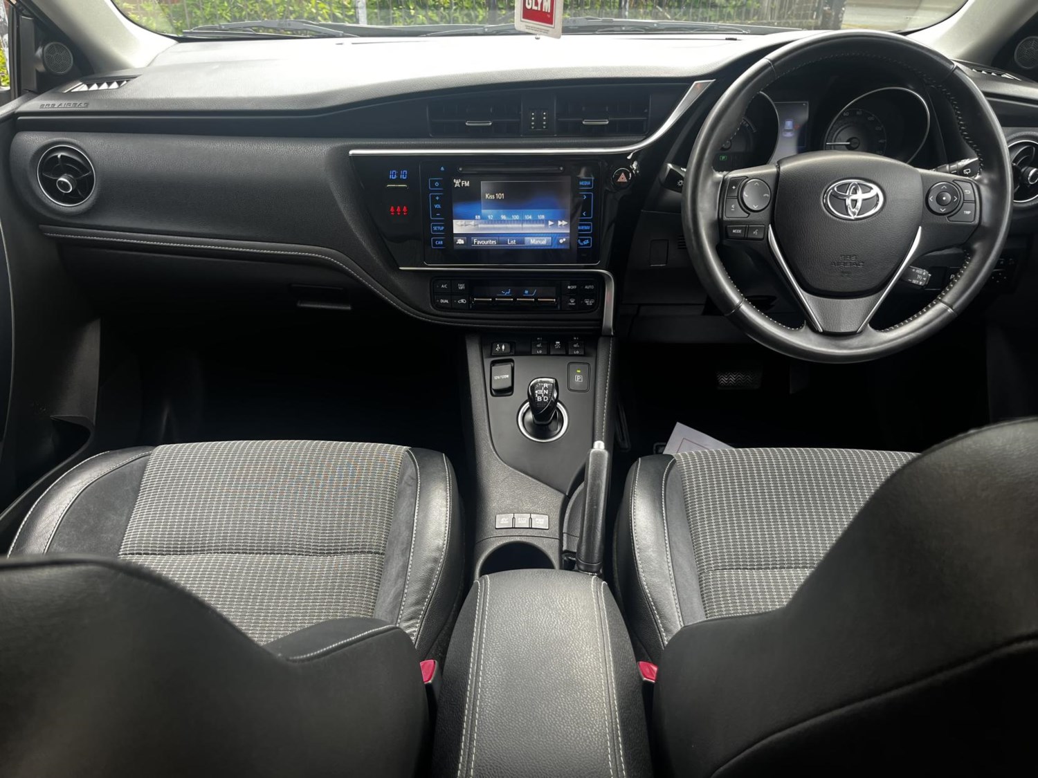 Toyota Auris Listing Image