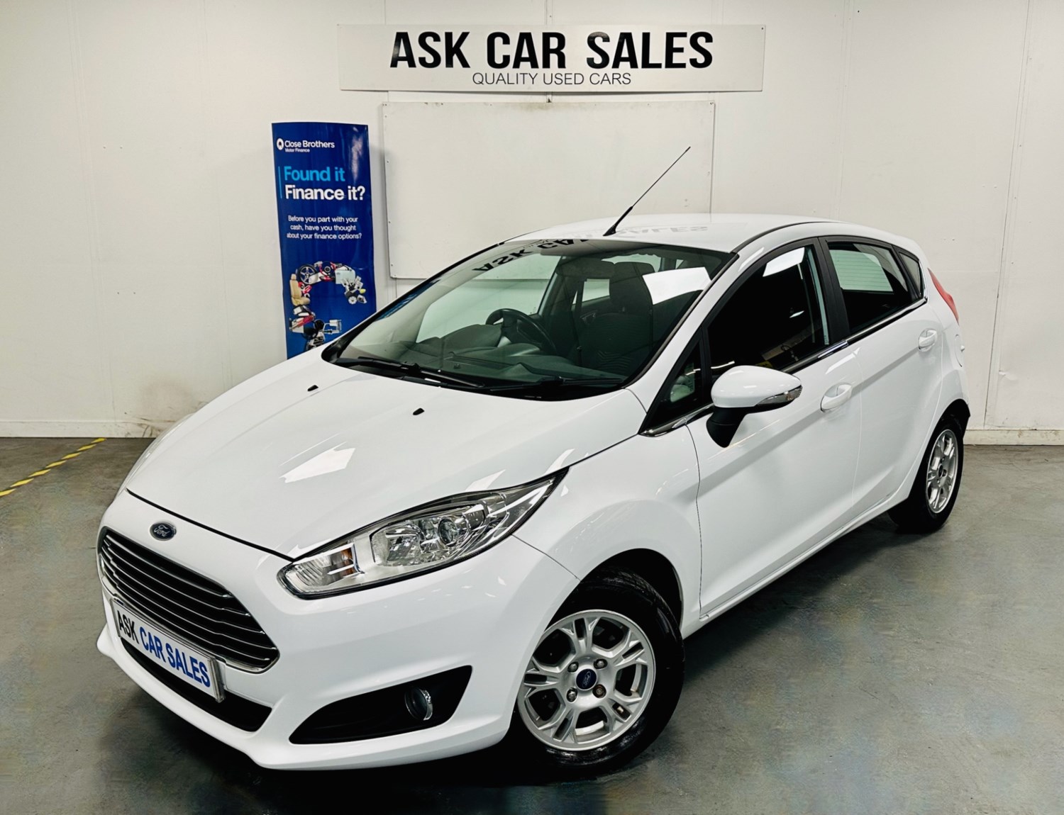 Ford Fiesta Listing Image