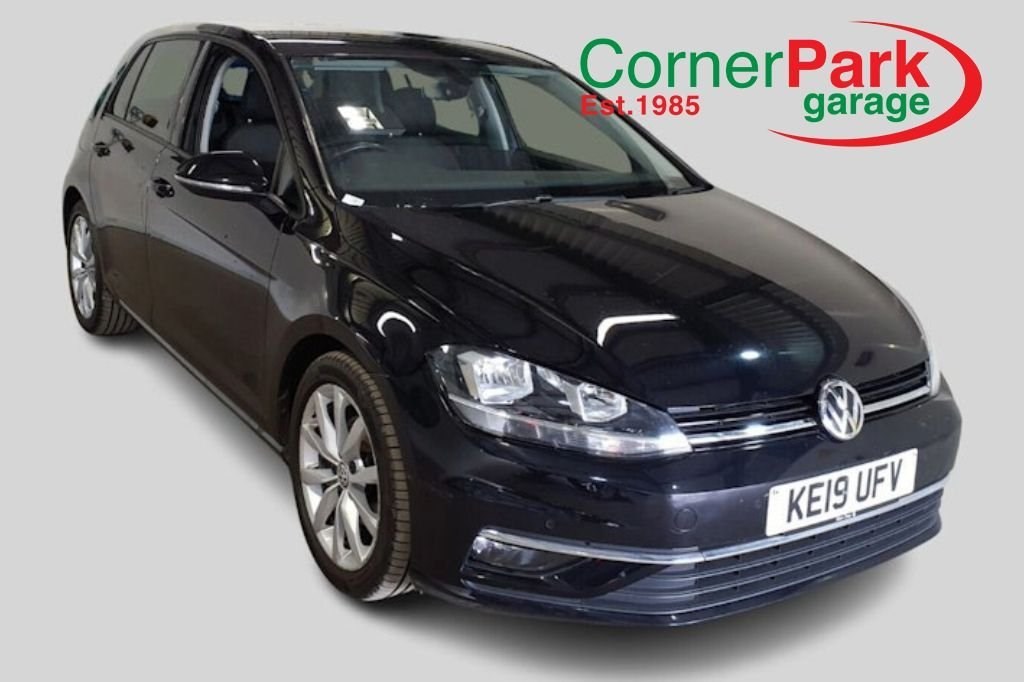 Volkswagen Golf Listing Image