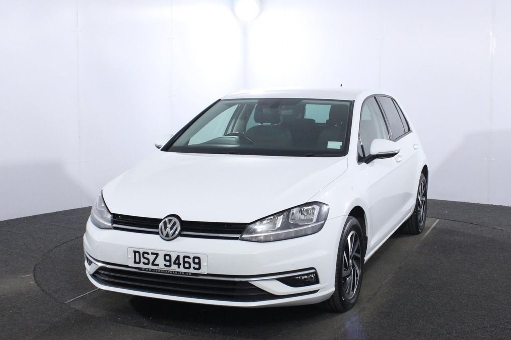 Volkswagen Golf Listing Image