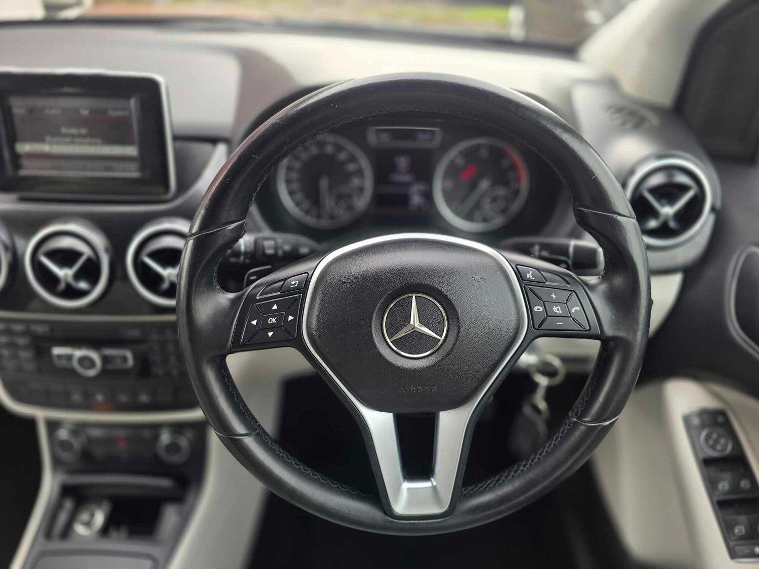 Mercedes-Benz B-Class Listing Image