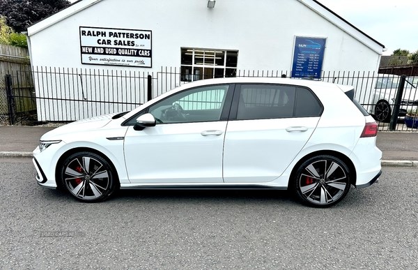 Volkswagen Golf Listing Image