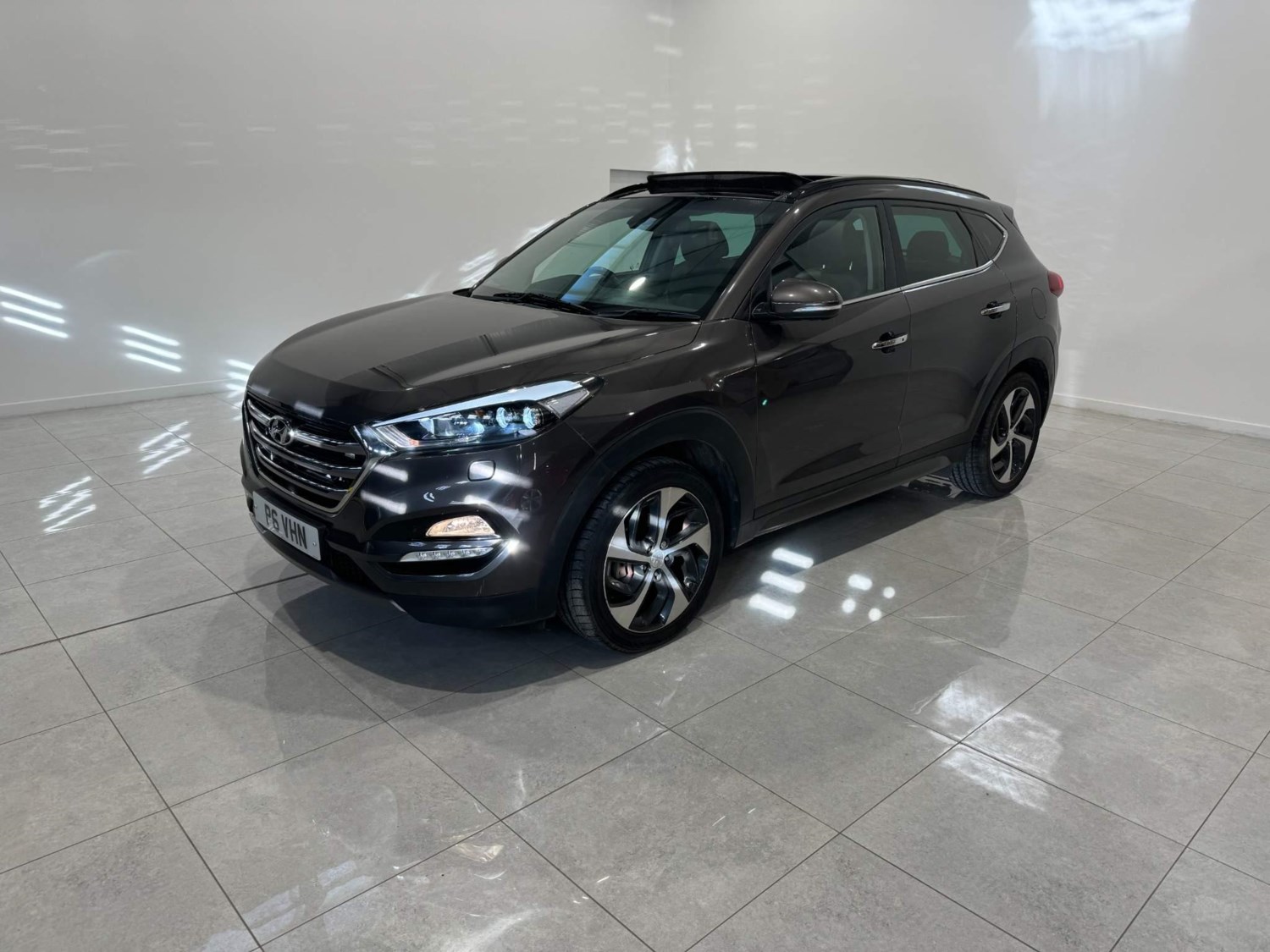 Hyundai TUCSON Listing Image