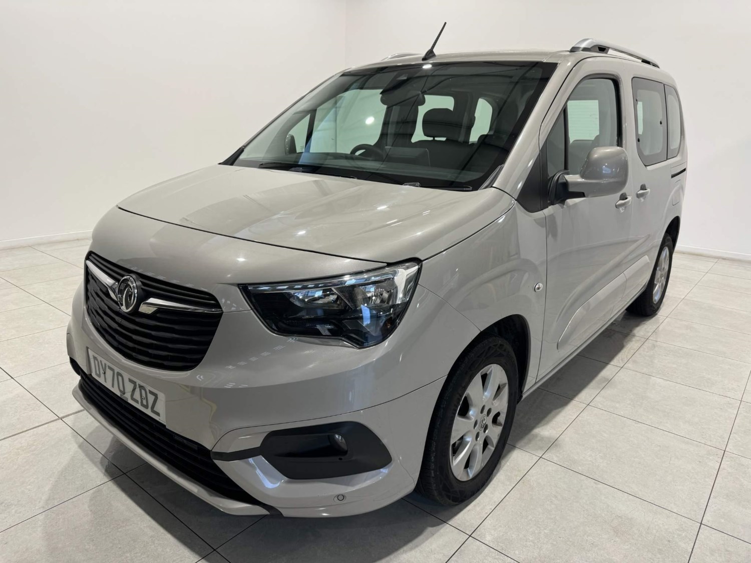 Vauxhall Combo Life Listing Image