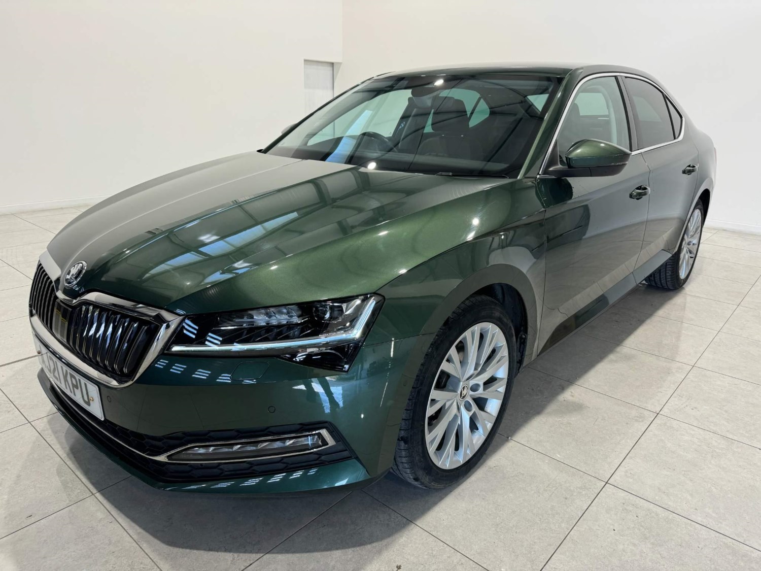 Skoda Superb Listing Image