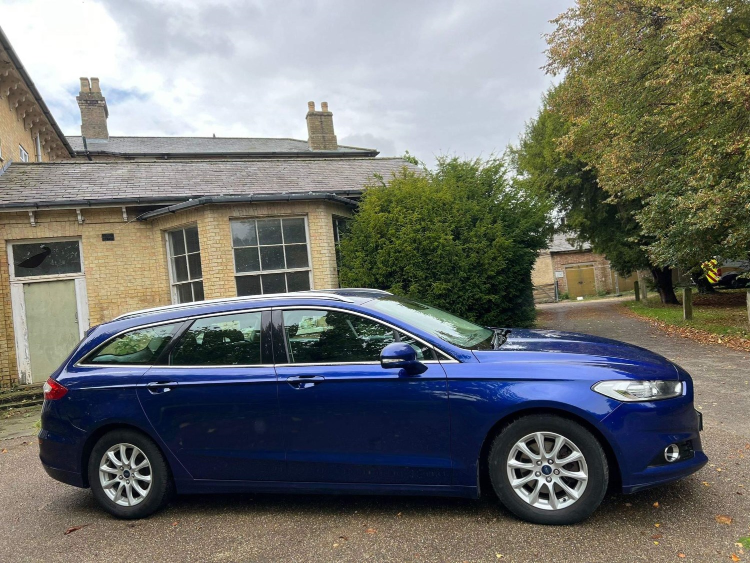 Ford Mondeo Listing Image