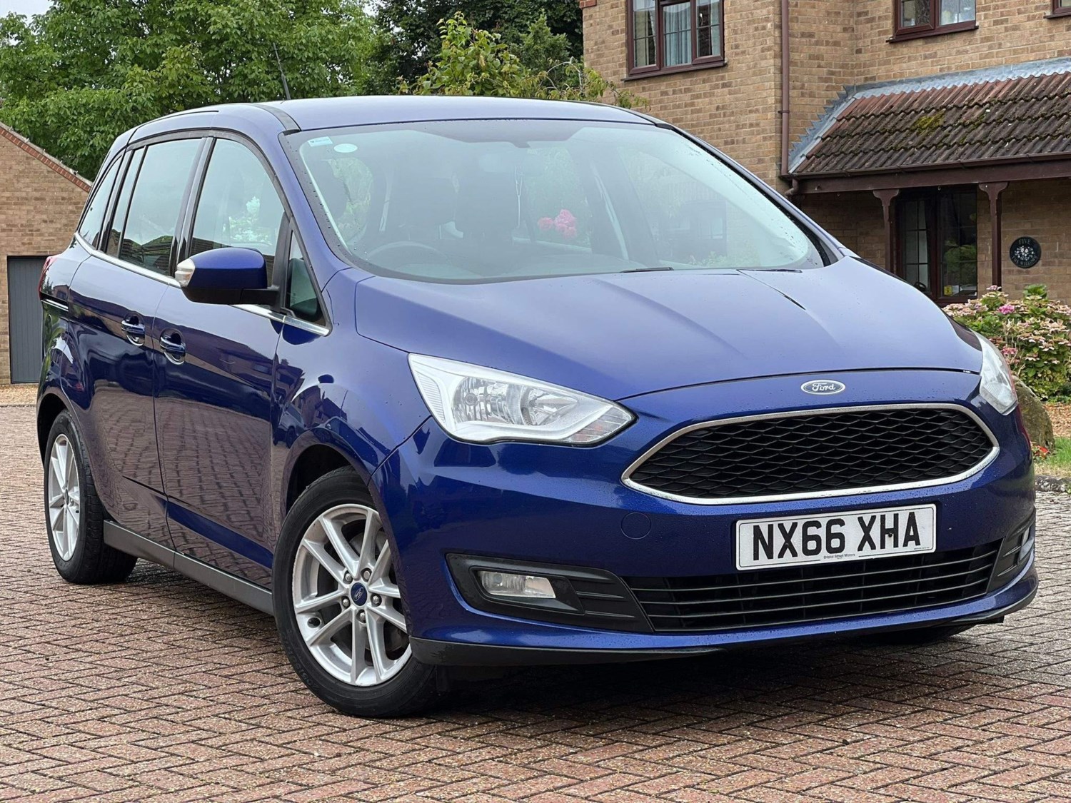 Ford Grand C-Max Listing Image