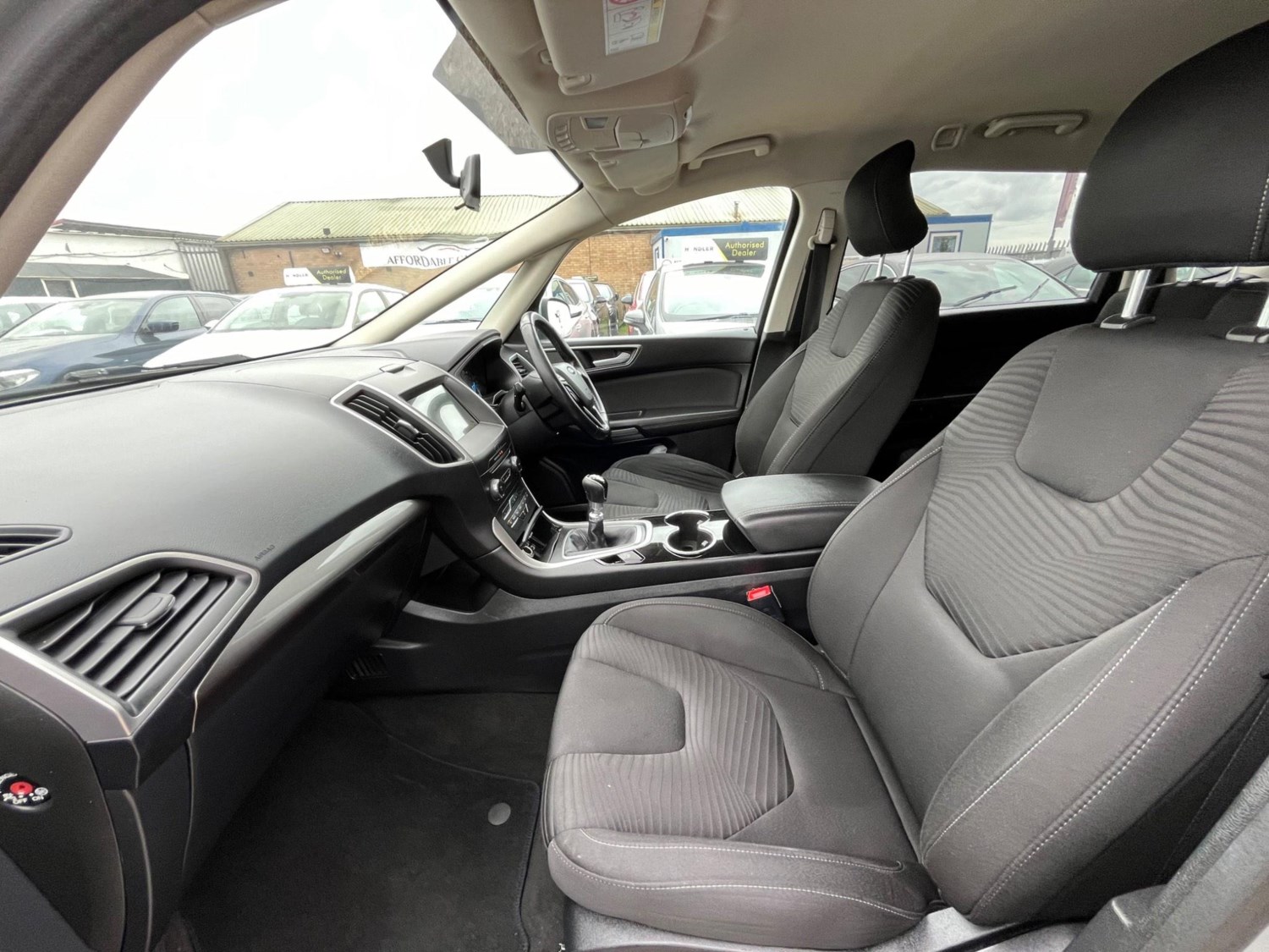 Ford S-Max Listing Image