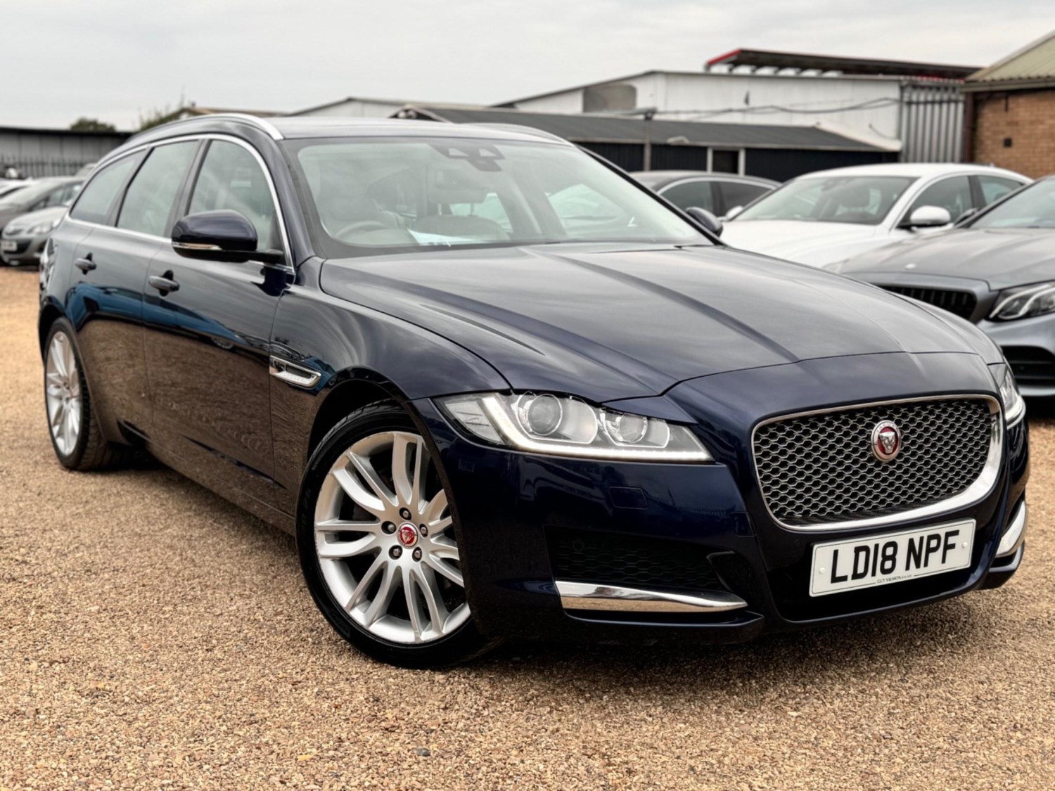 Jaguar XF Listing Image