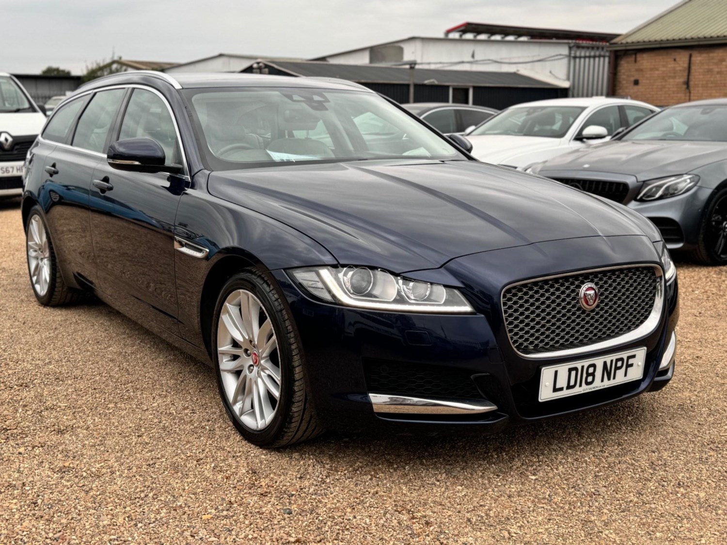 Jaguar XF Listing Image