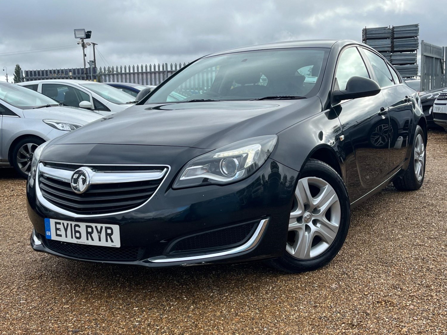 Vauxhall Insignia Listing Image