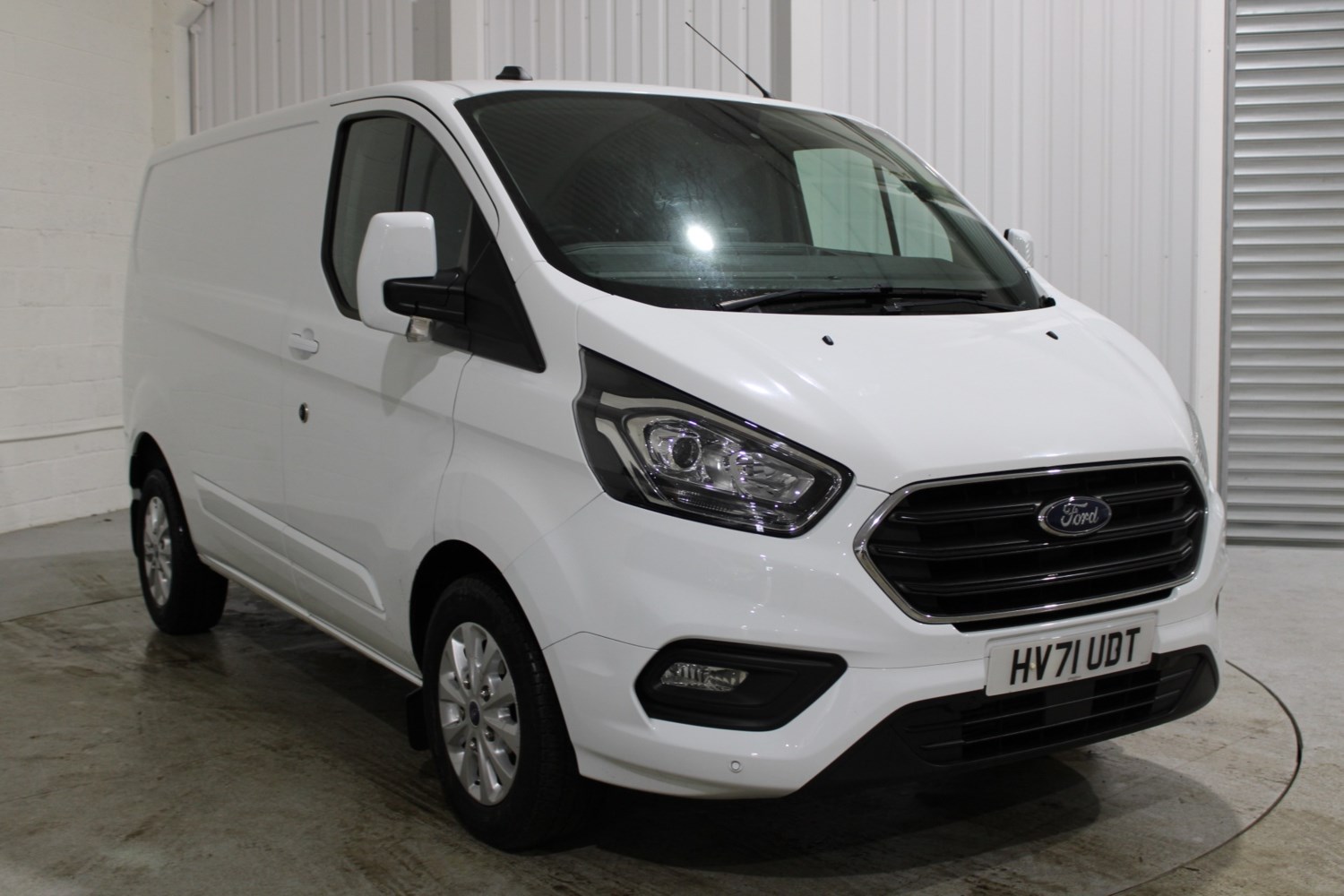 Ford Transit Custom Listing Image