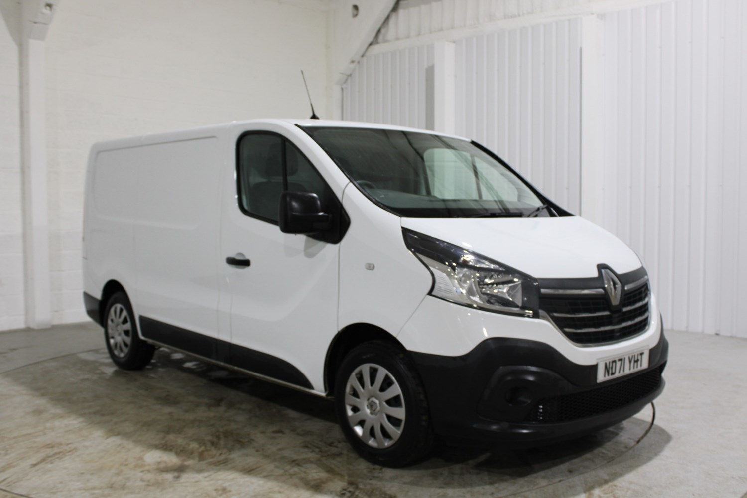 Renault Trafic Listing Image