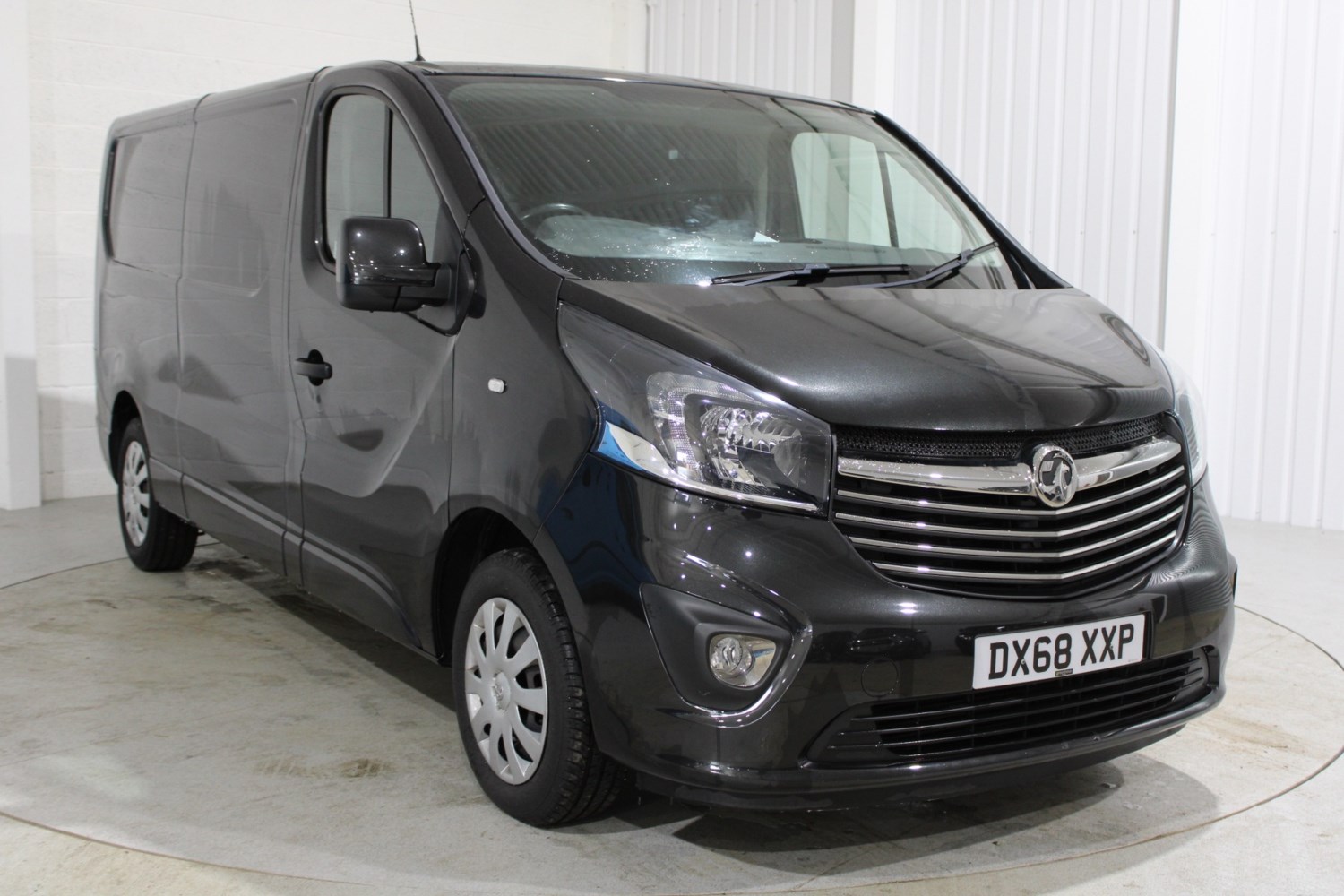 Vauxhall Vivaro Listing Image