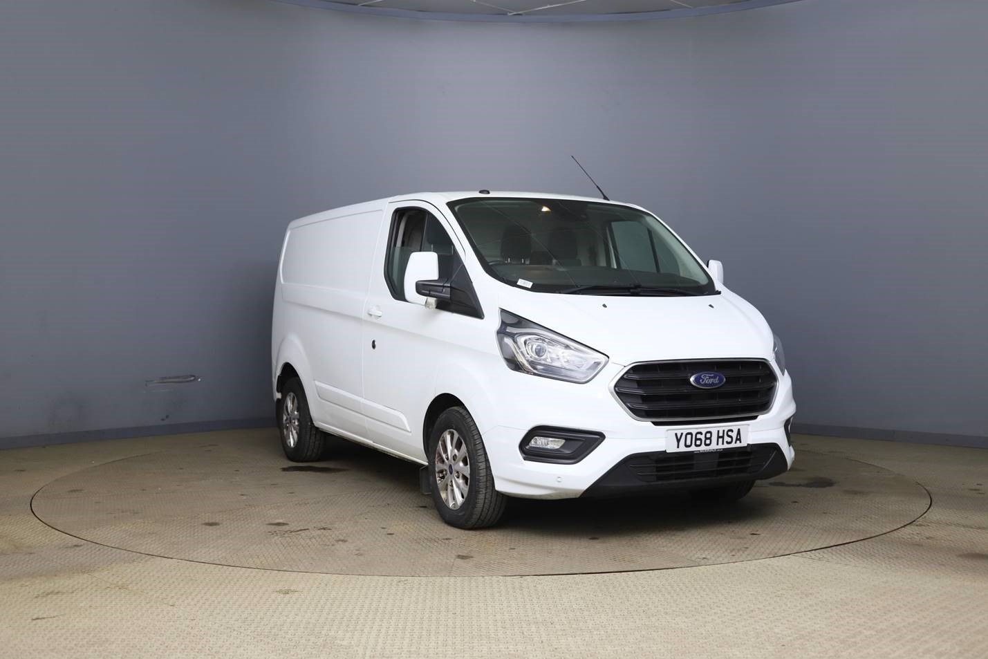 Ford Transit Custom Listing Image