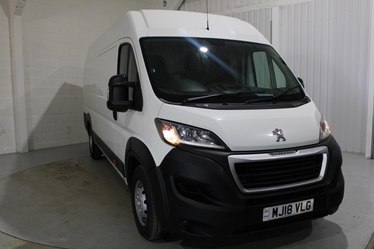 Peugeot Boxer Listing Image