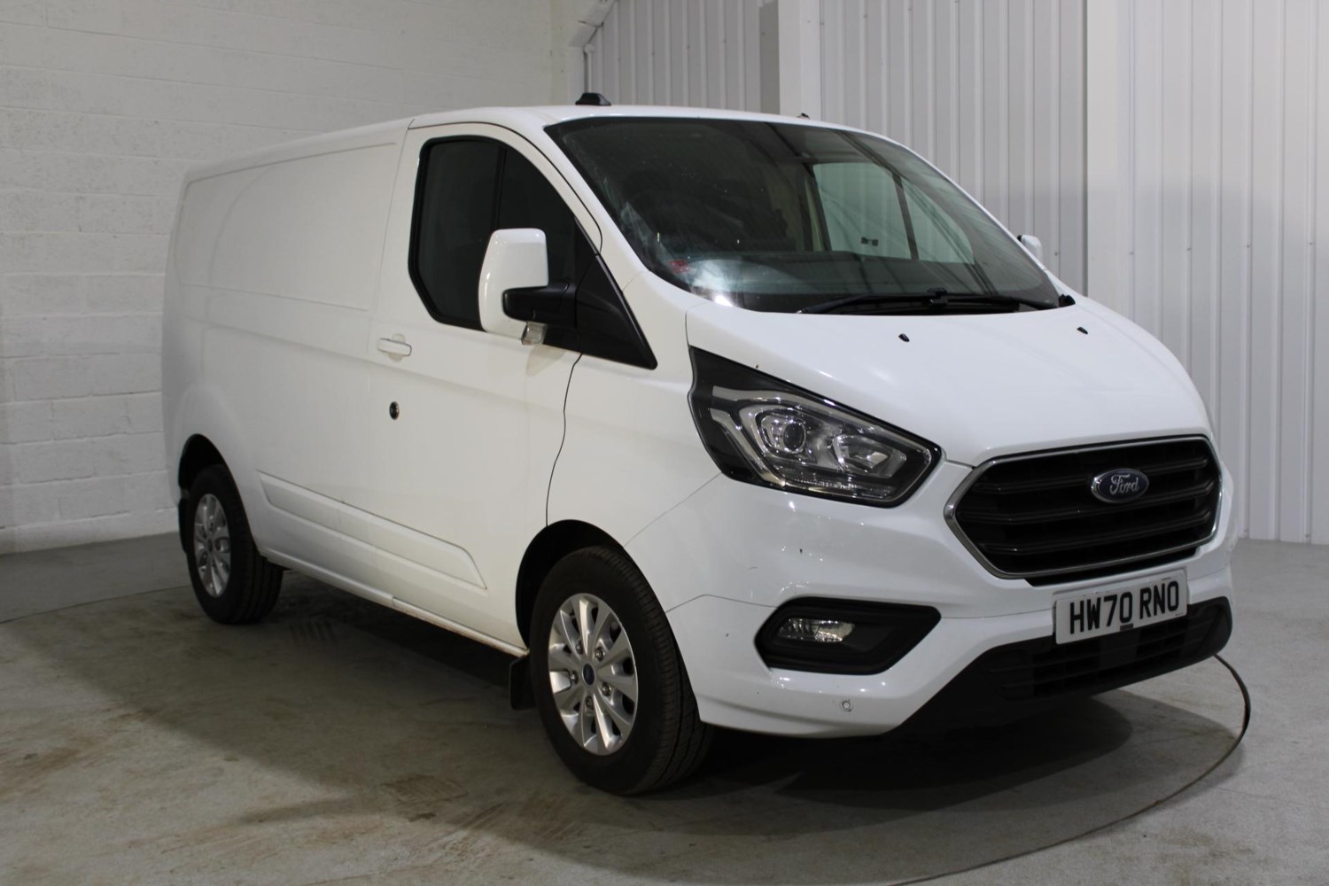 Ford Transit Custom Listing Image