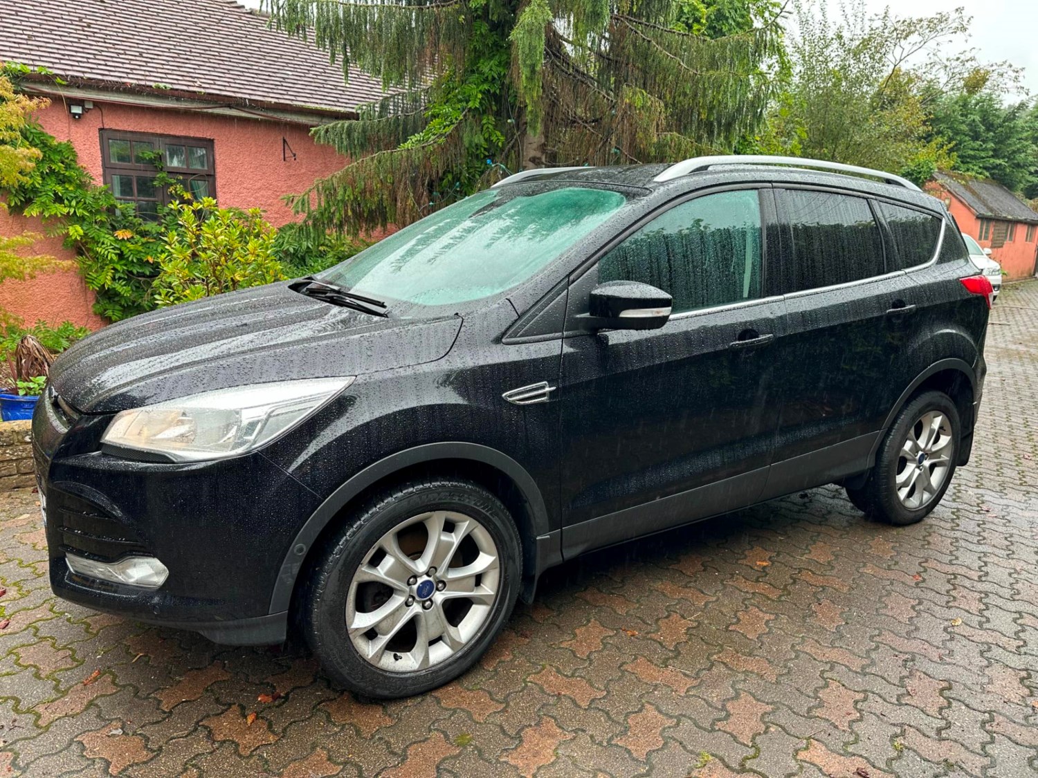 Ford Kuga Listing Image