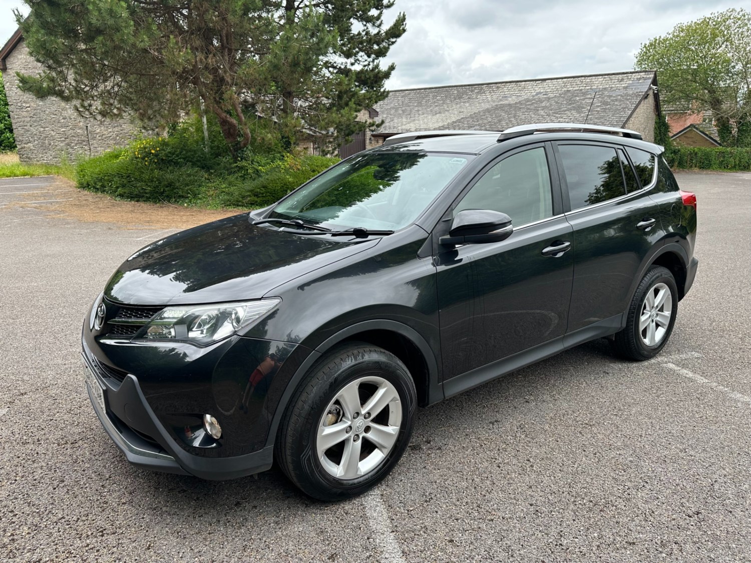 Toyota RAV4 Listing Image