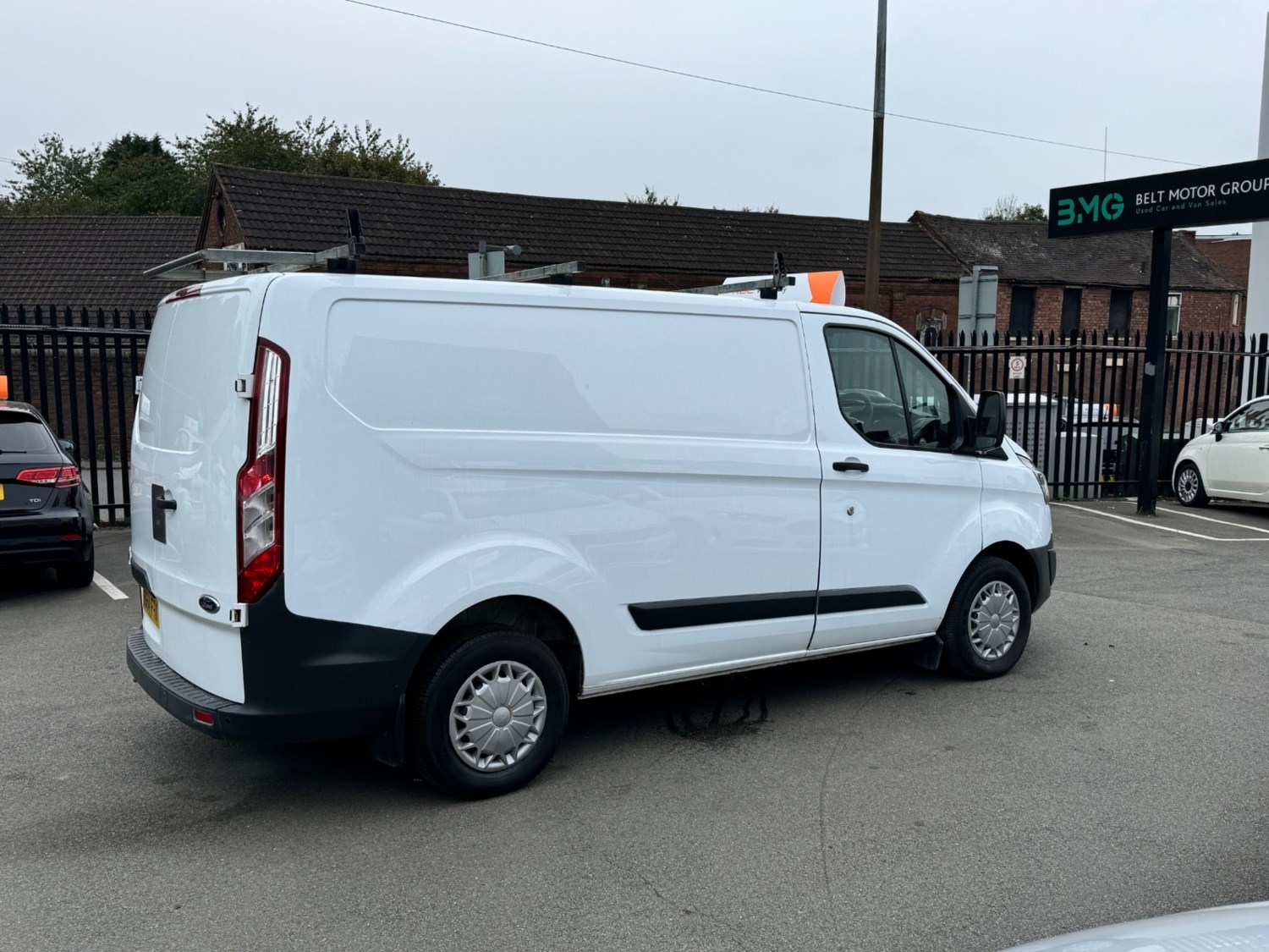 Ford Transit Custom Listing Image