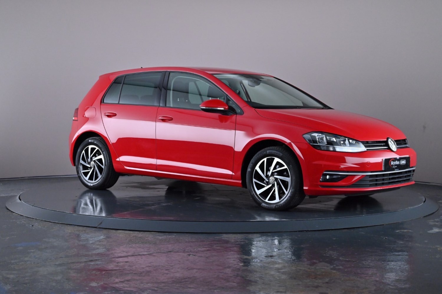 Volkswagen Golf Listing Image