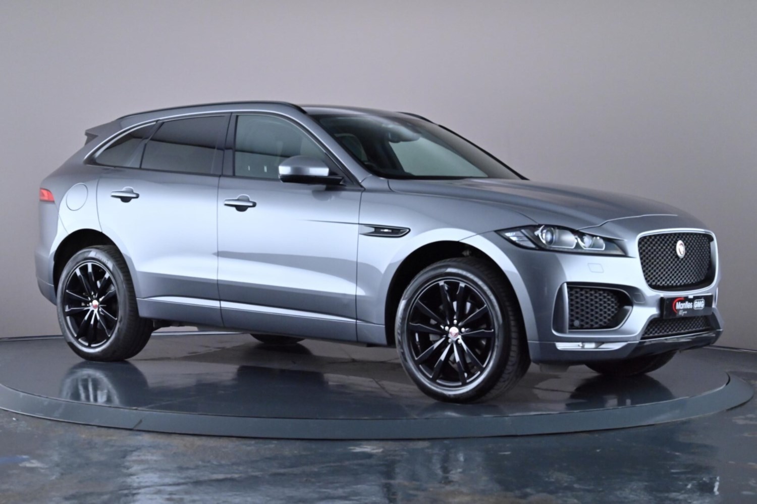 Jaguar F-PACE Listing Image