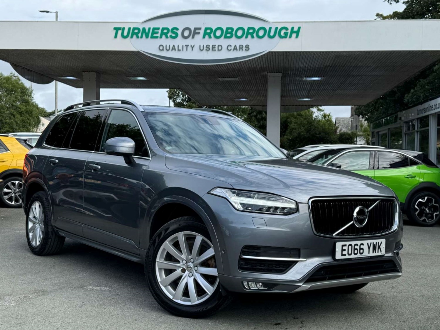 Volvo XC90 Listing Image