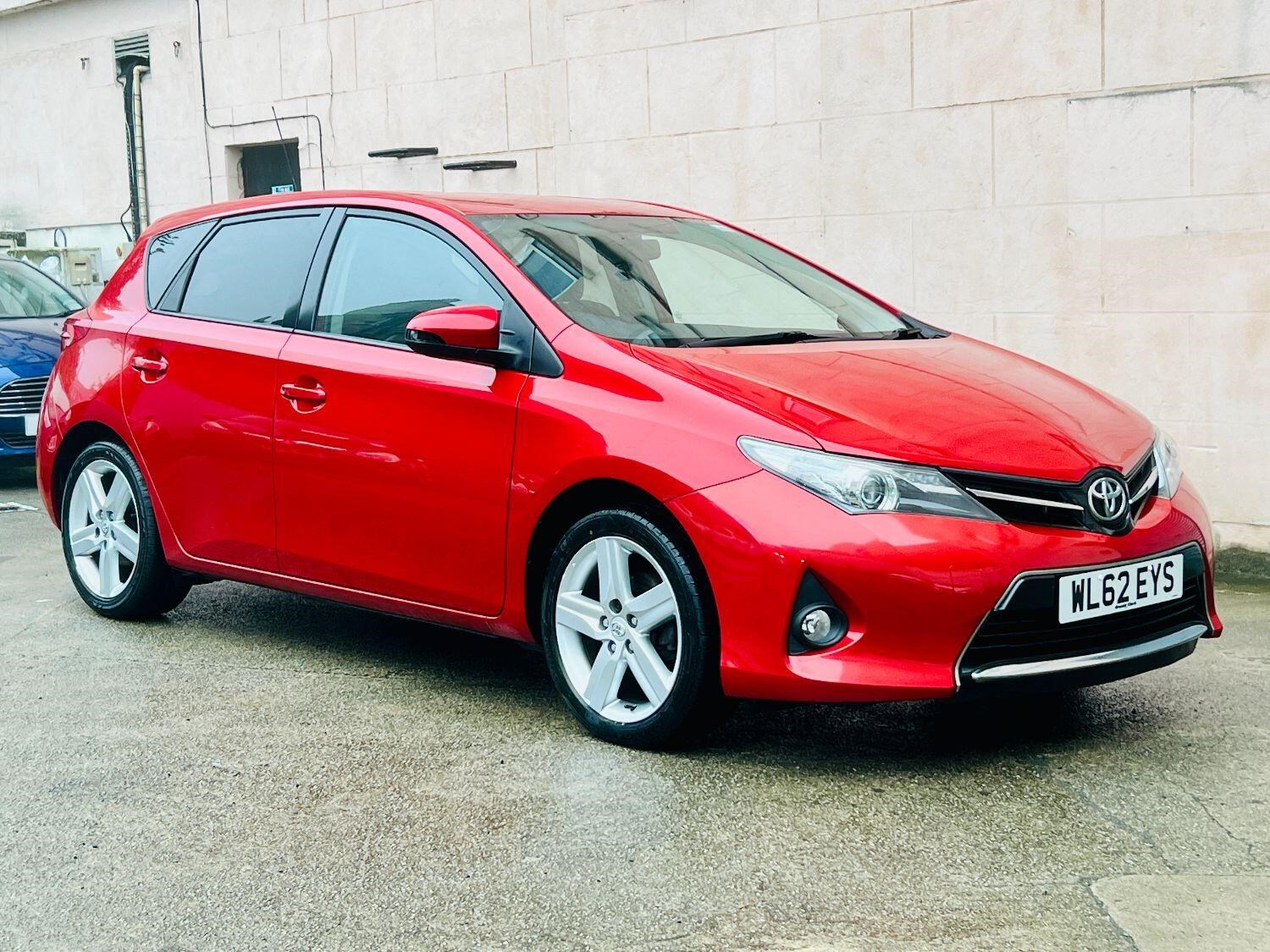 Toyota Auris Listing Image