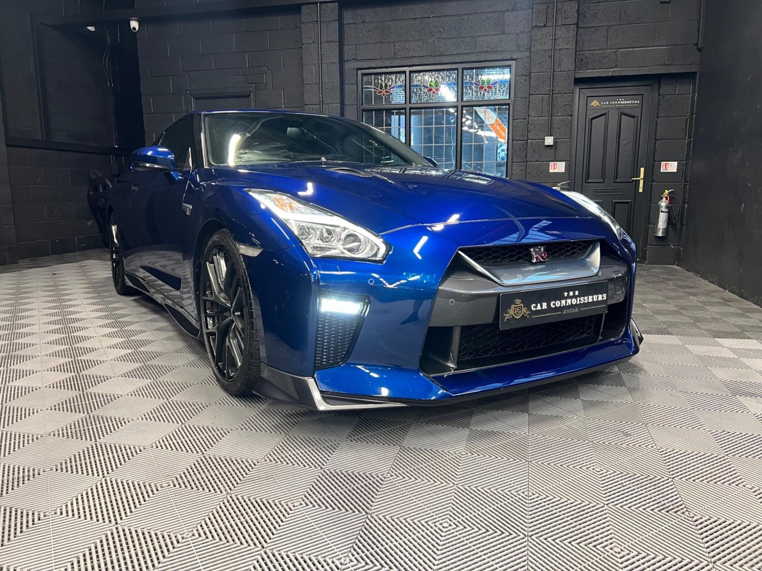 Nissan GT-R Listing Image