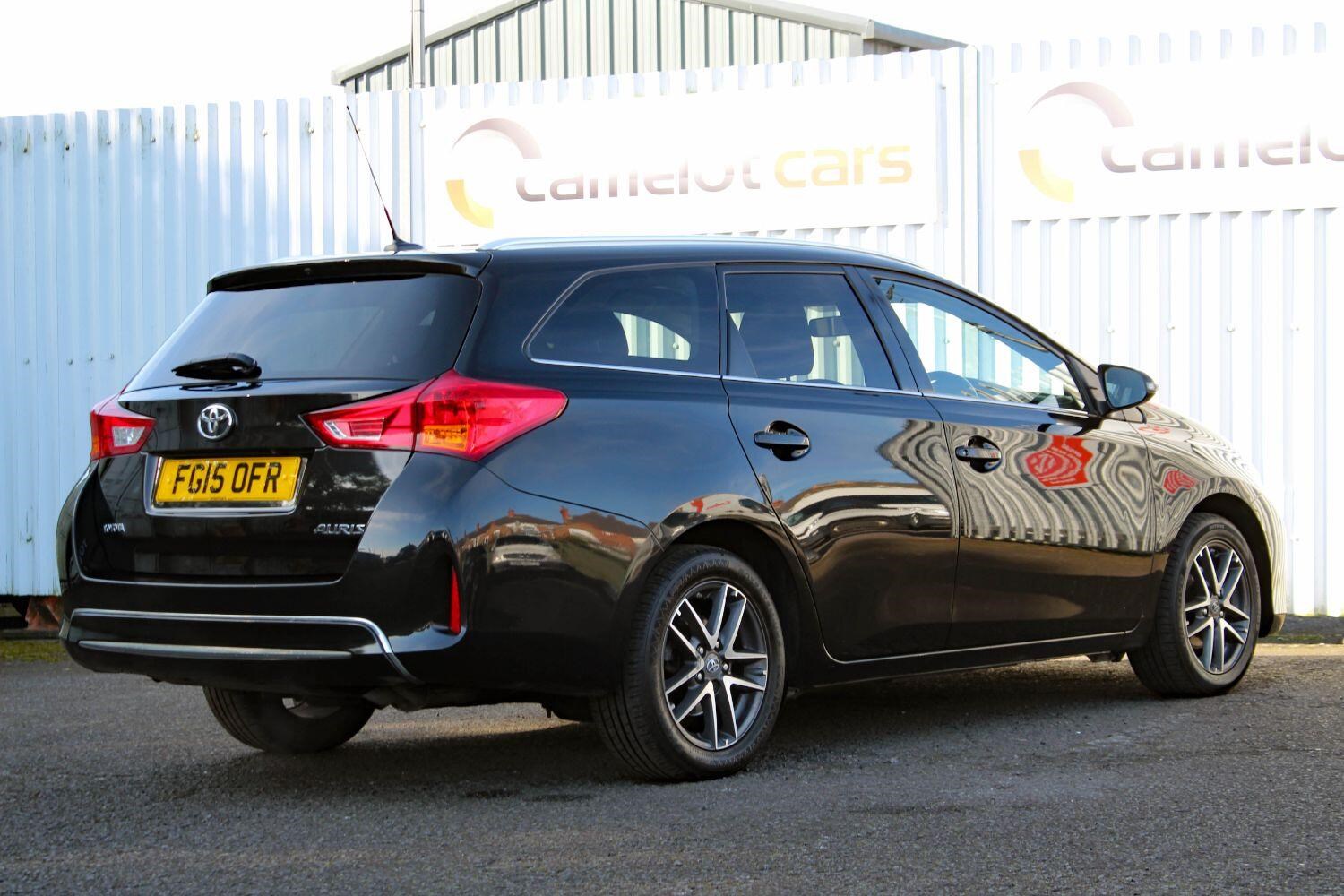 Toyota Auris Listing Image