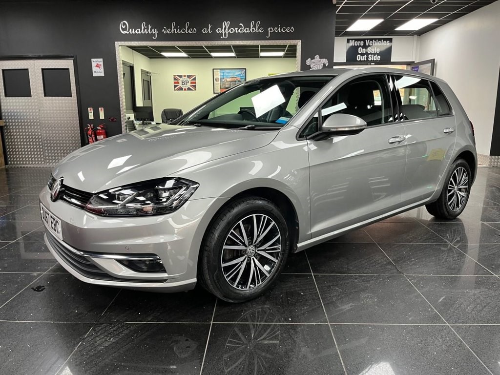 Volkswagen Golf Listing Image