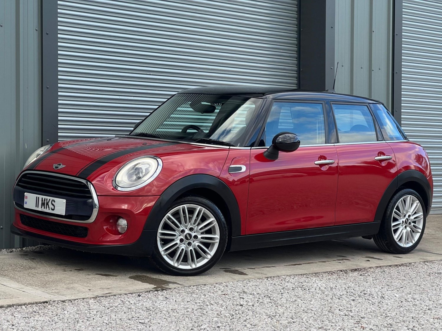 MINI Hatch Listing Image