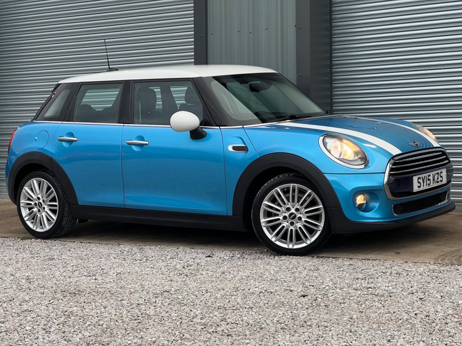 MINI Hatch Listing Image