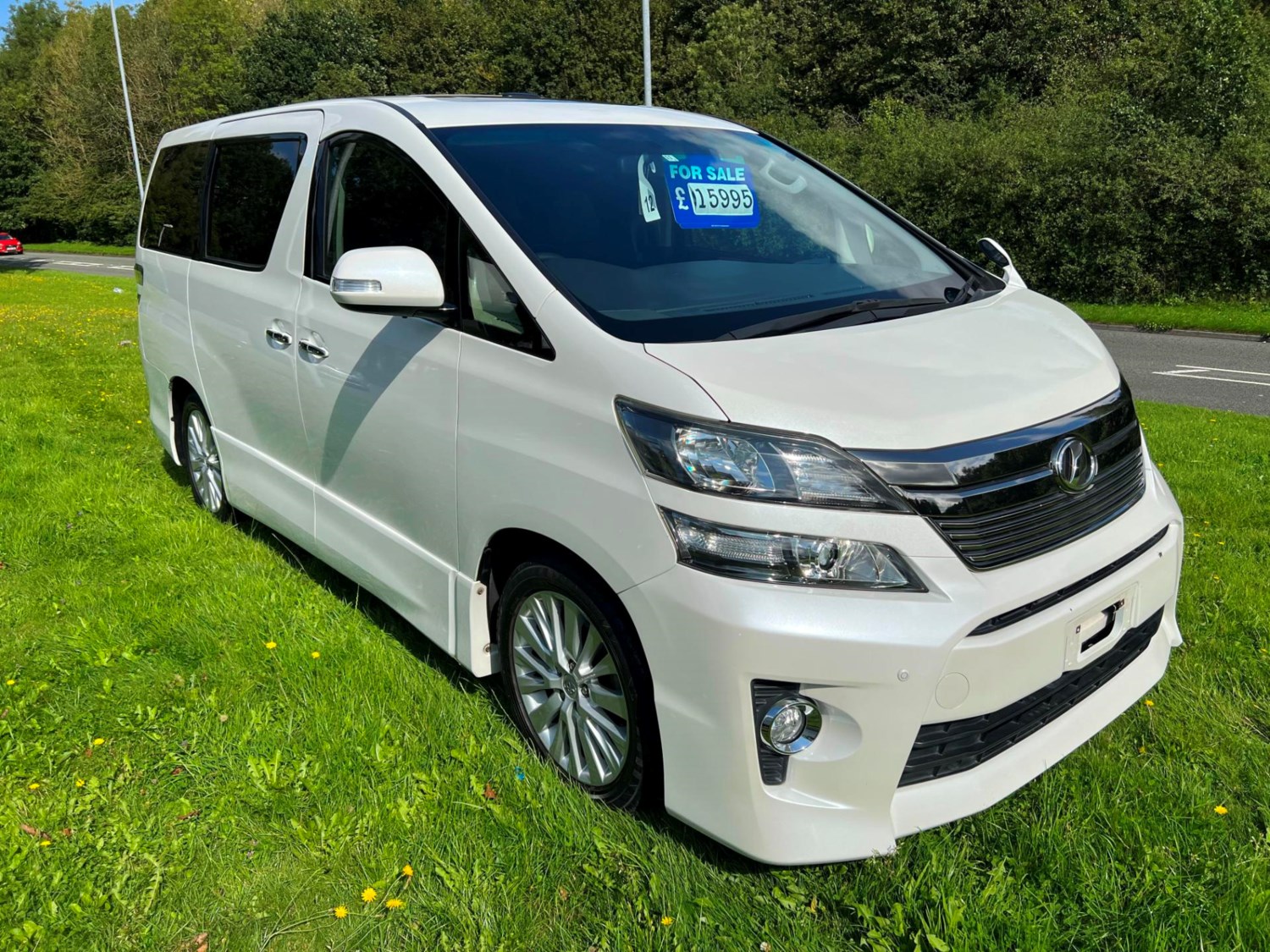 Toyota Vellfire Listing Image