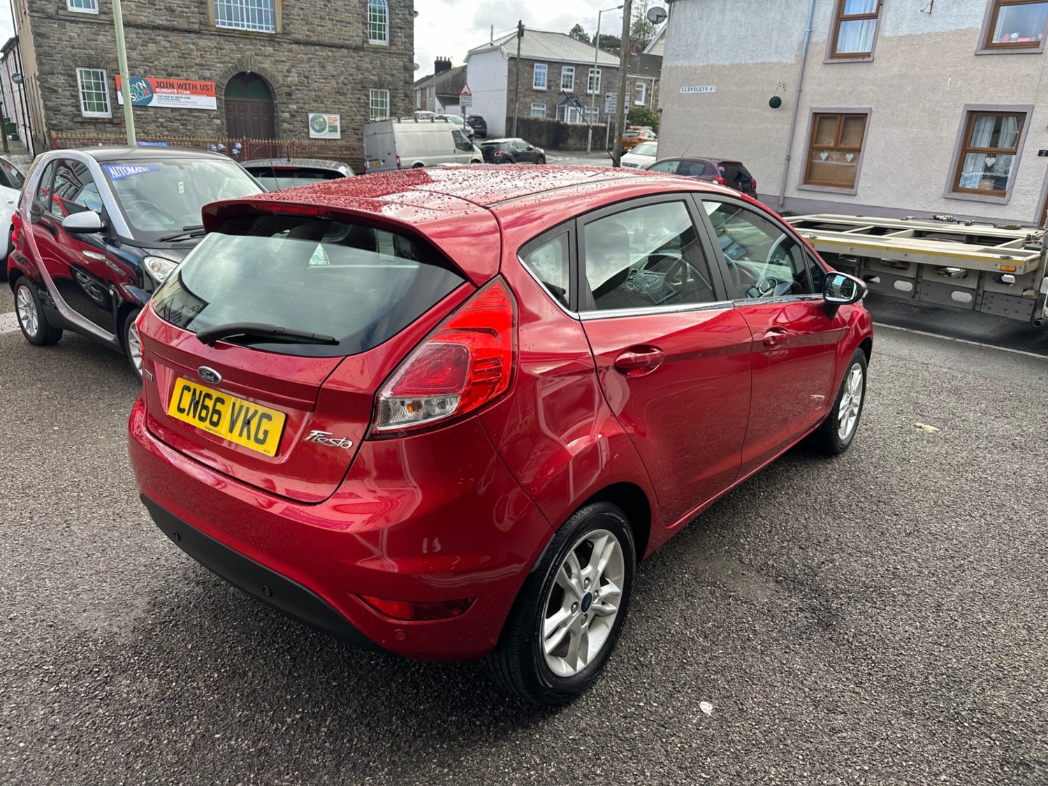 Ford Fiesta Listing Image