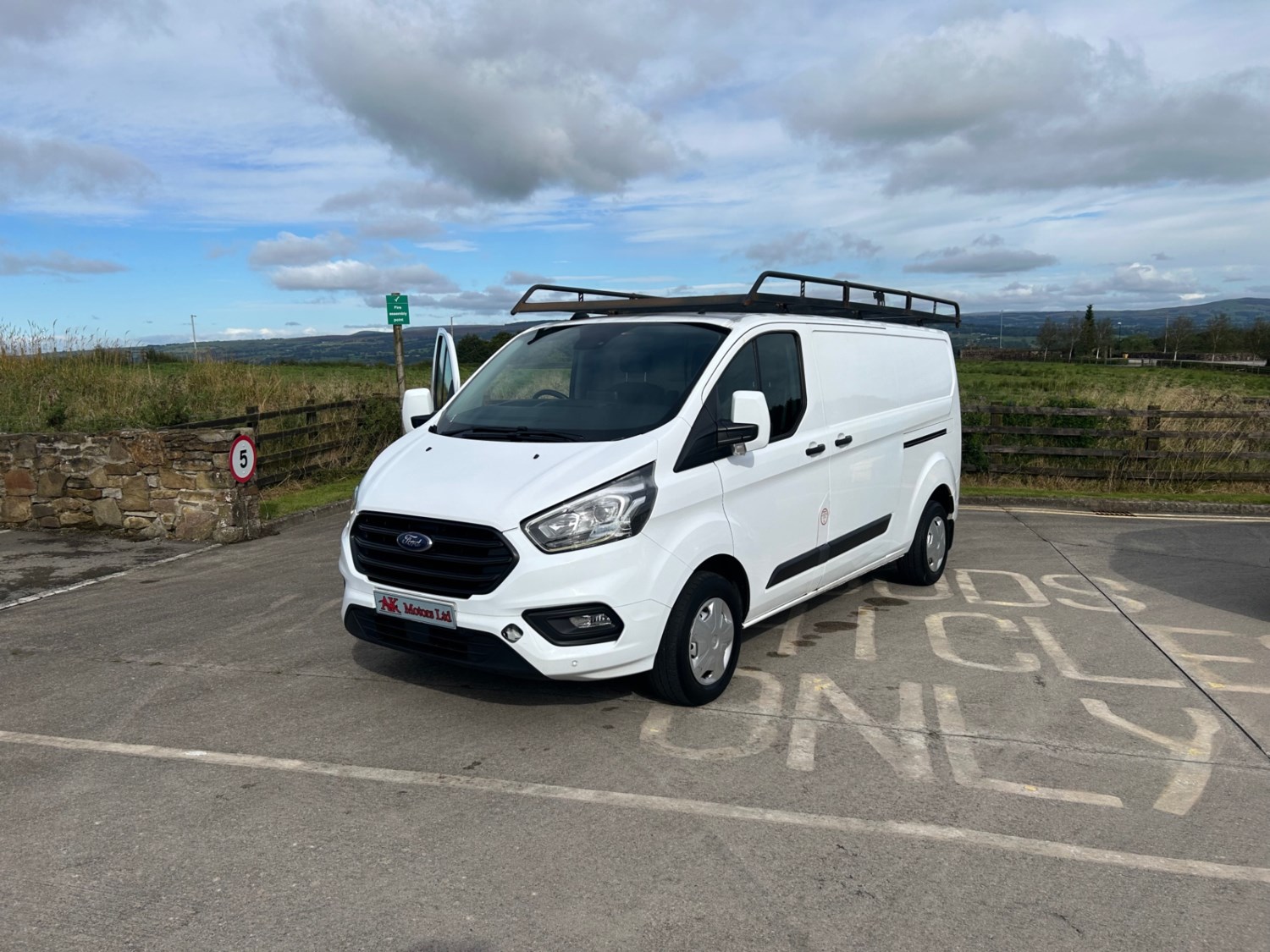 Ford Transit Custom Listing Image