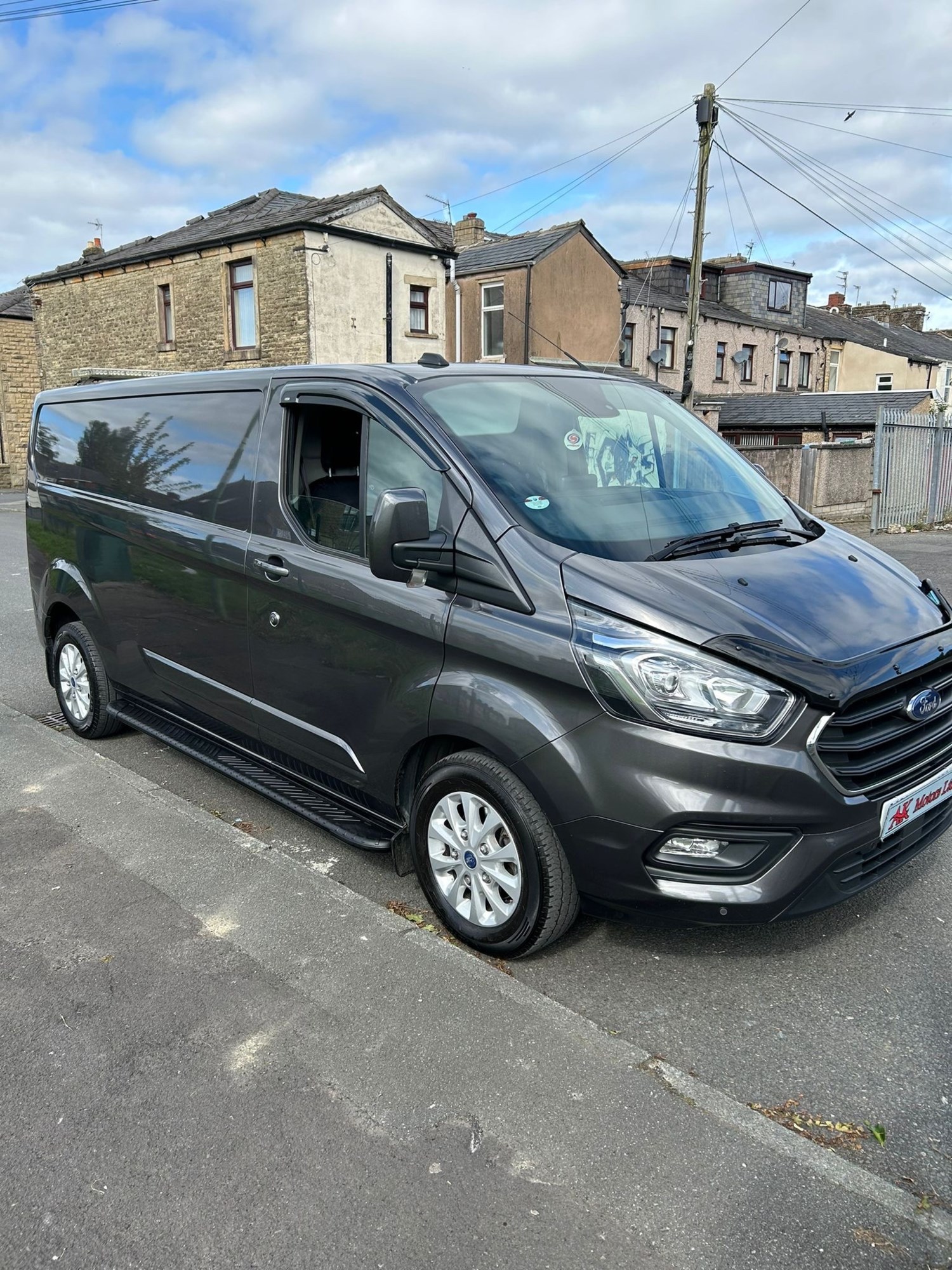 Ford Transit Custom Listing Image