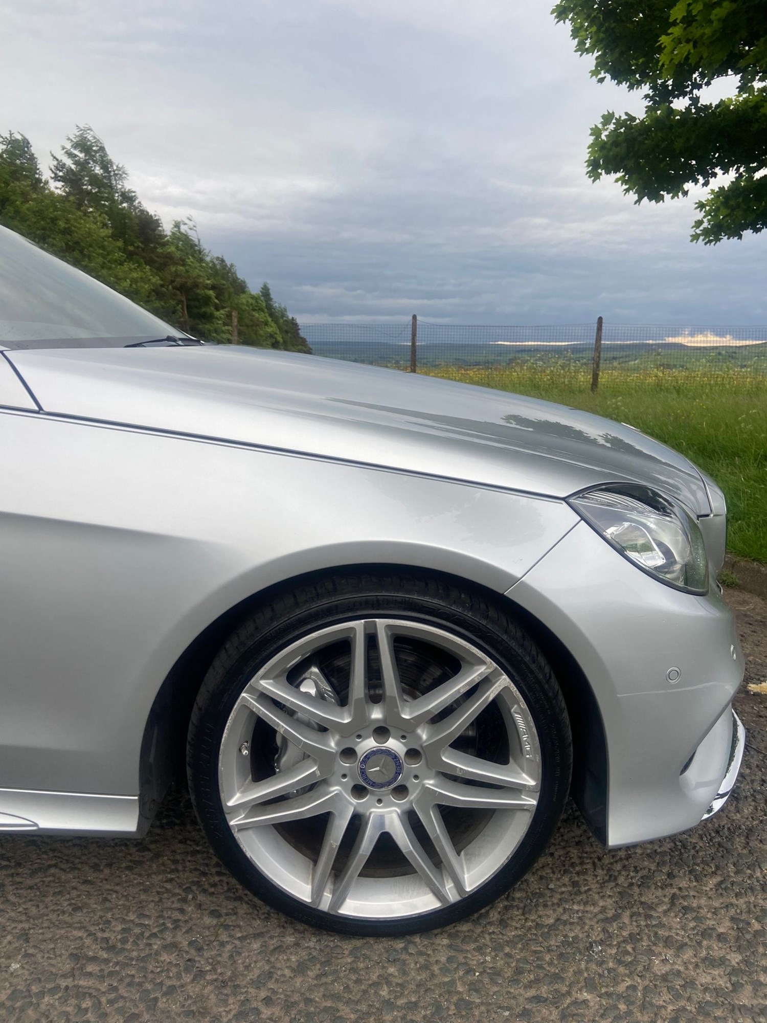 Mercedes-Benz E-Class Listing Image