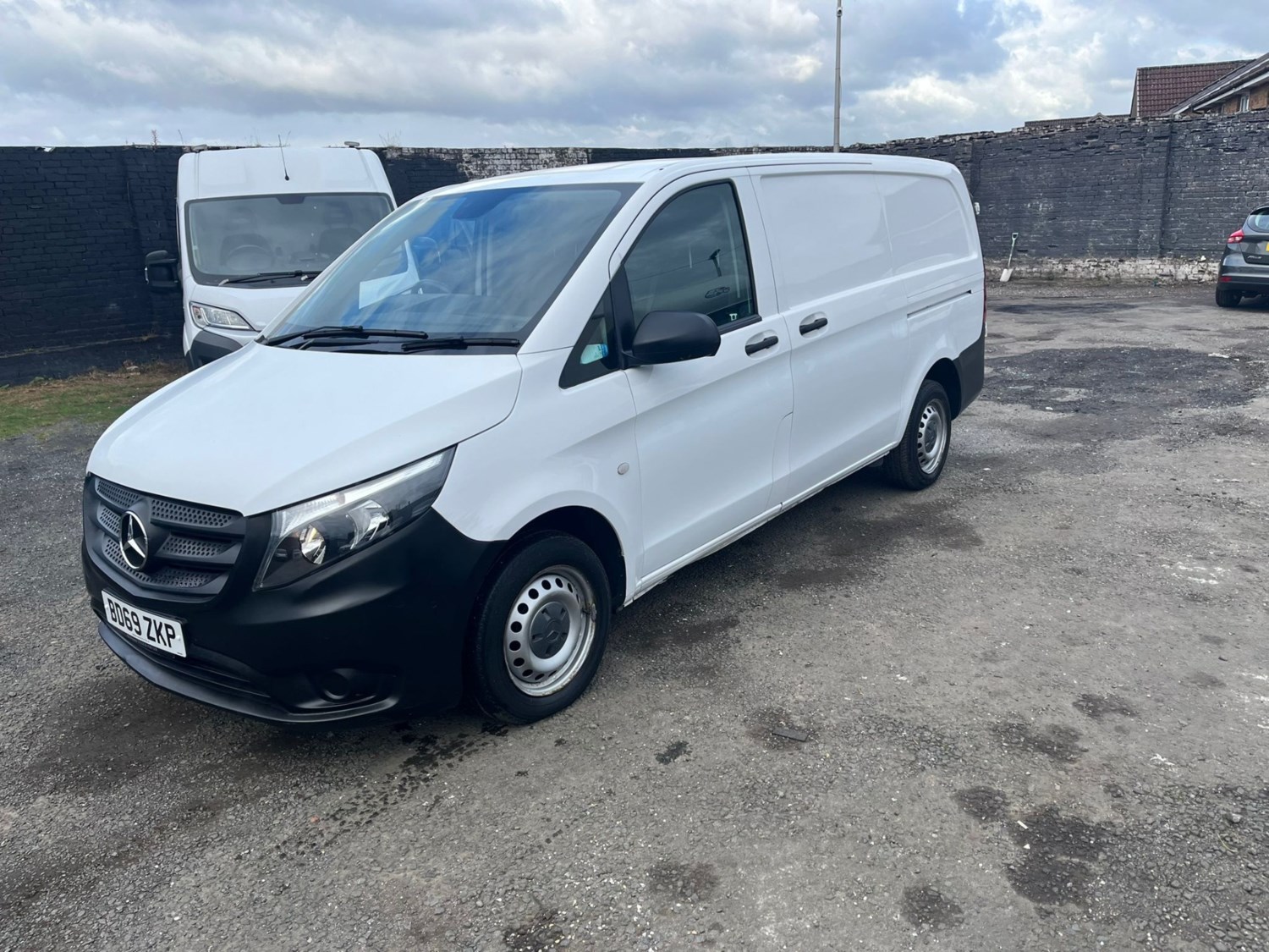 Mercedes-Benz Vito Listing Image