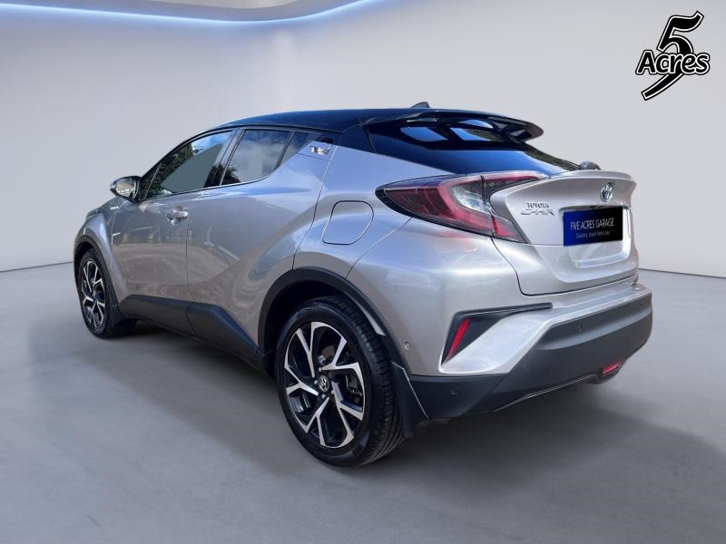 Toyota C-HR Listing Image