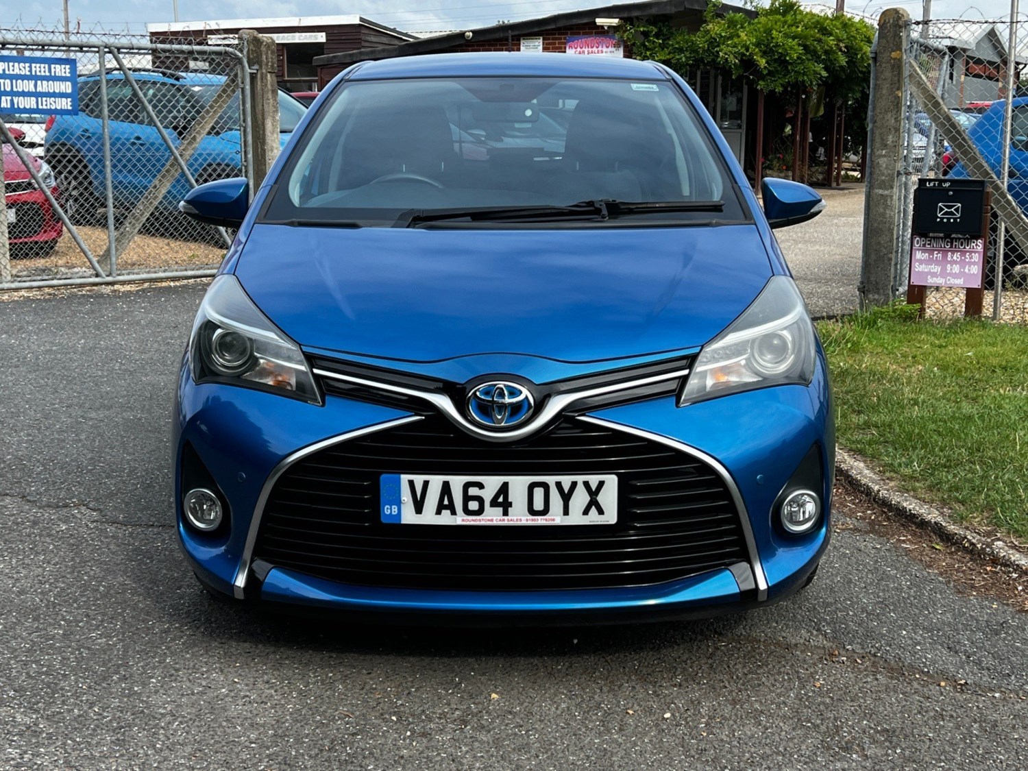 Toyota Yaris Listing Image