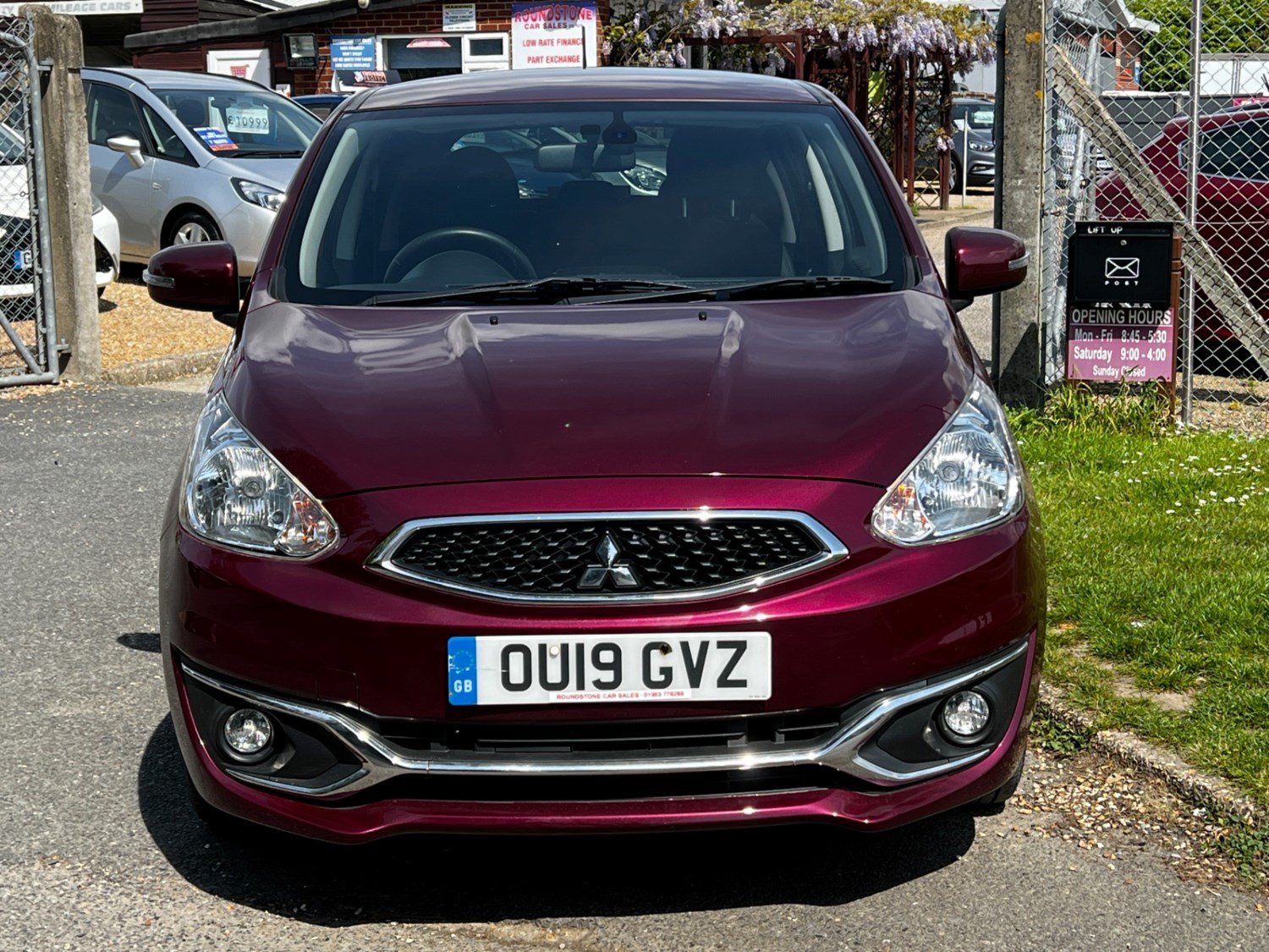 Mitsubishi Mirage Listing Image