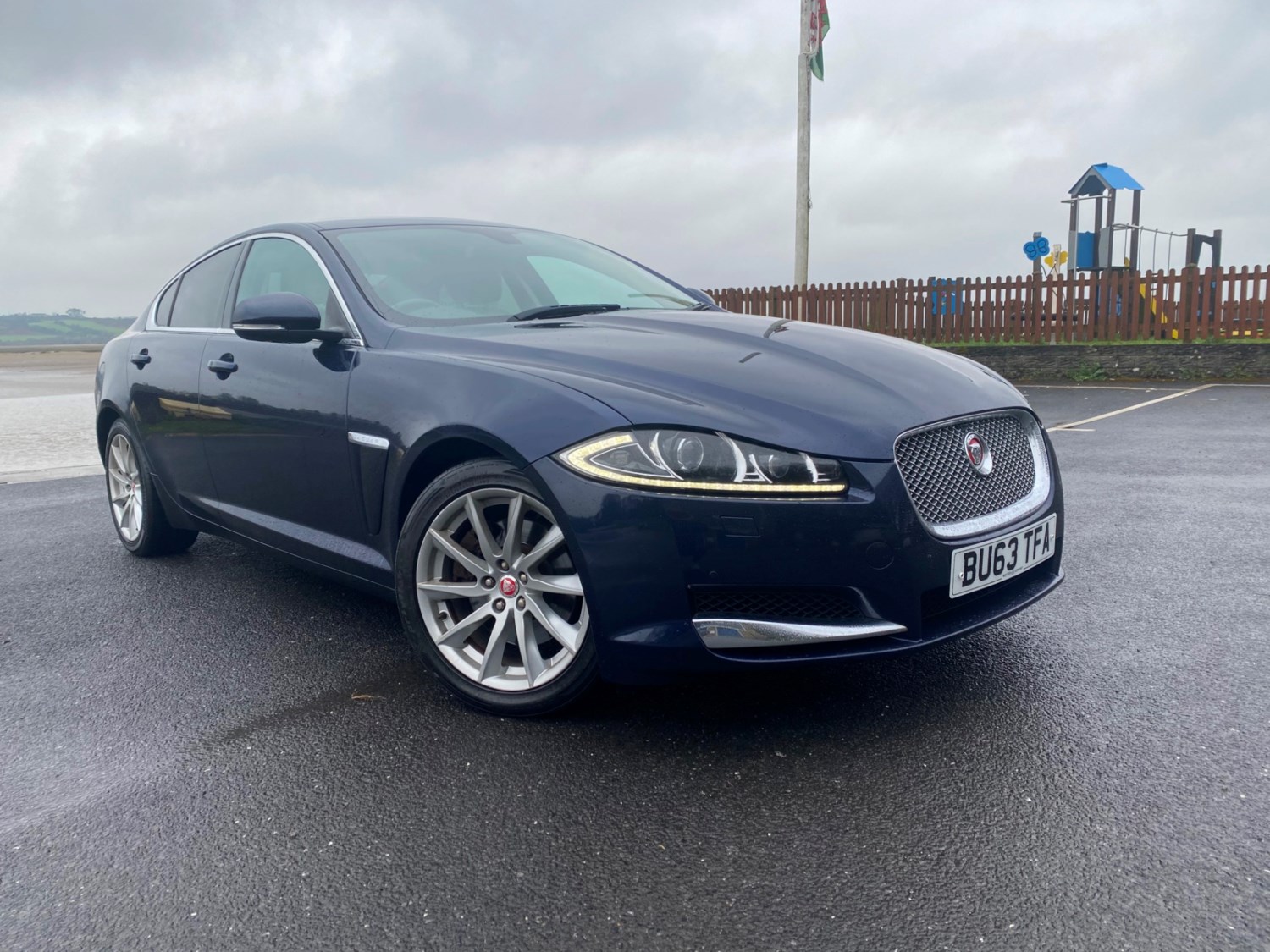 Jaguar XF Listing Image