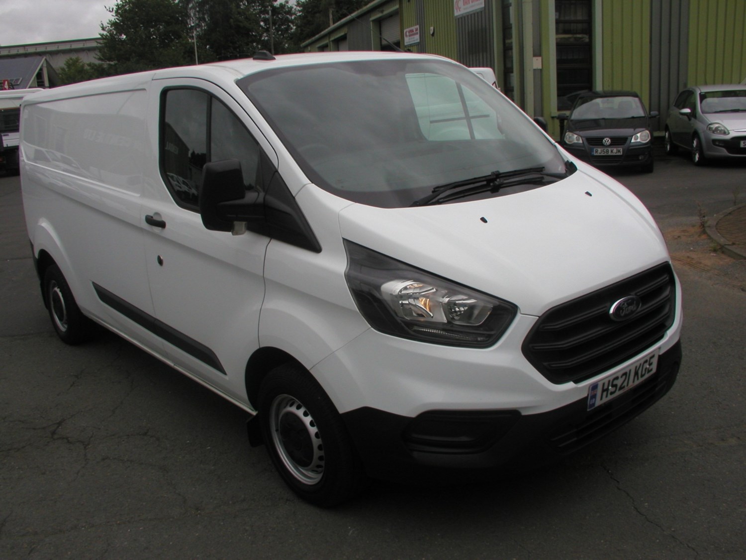 Ford Transit Custom Listing Image