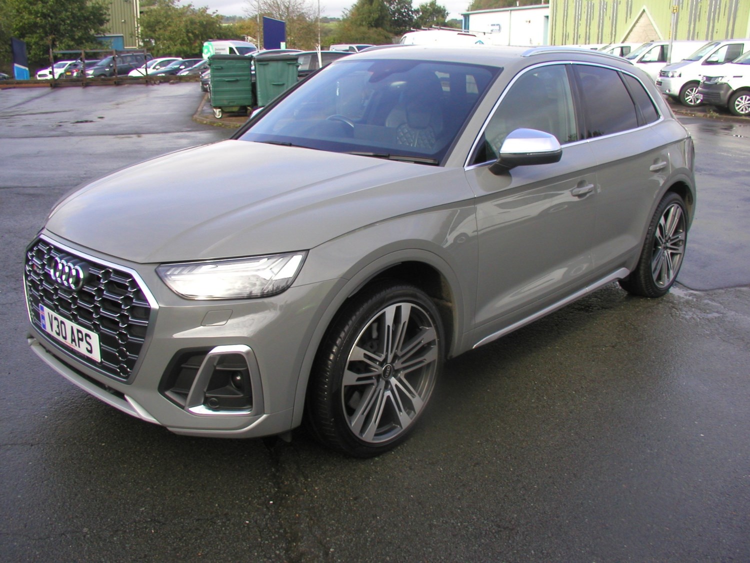 Audi Q5 Listing Image