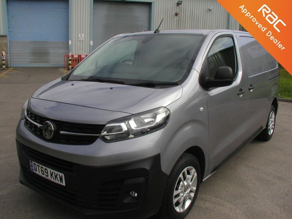 Vauxhall Vivaro Listing Image